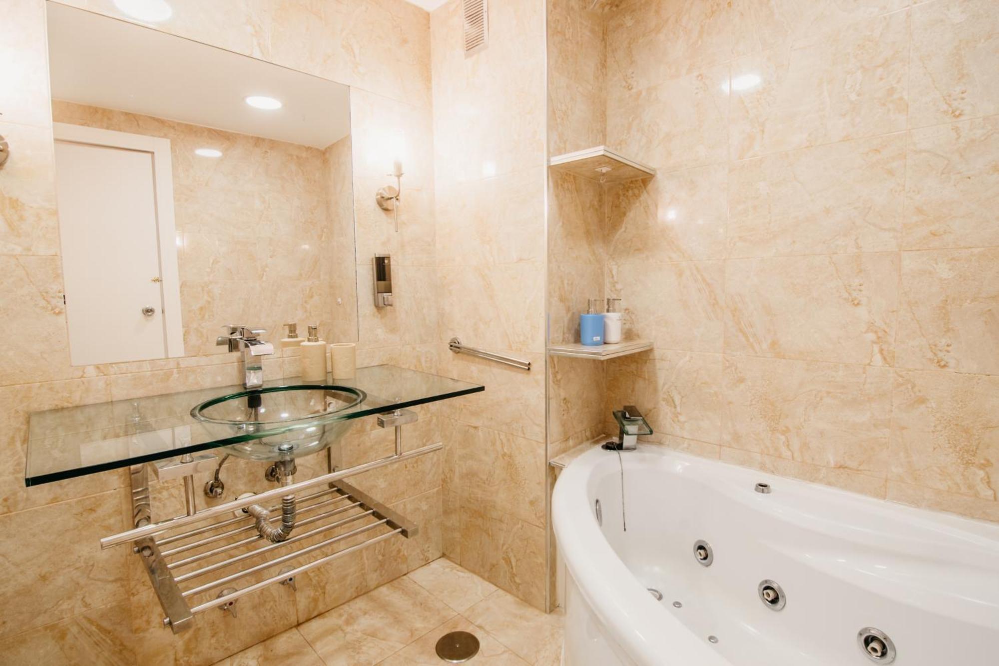 Tuguest Maria Luisa Apartment - Free Parking Granada Exterior foto